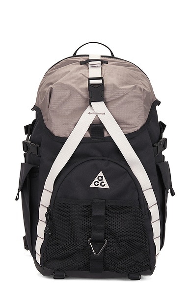 Backpack (25L)