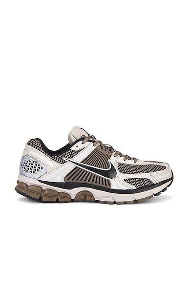 Nike Zoom Vomero 5 in College Grey, Black, & Cave Stone