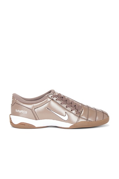 Nike Total 90 in Mink Brown, White, & Racer Blue