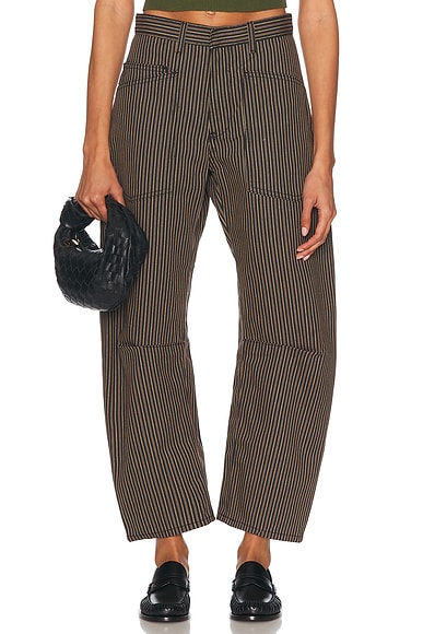 NILI LOTAN Shon Curved Leg Jeans in Vintage Railroad Stripe
