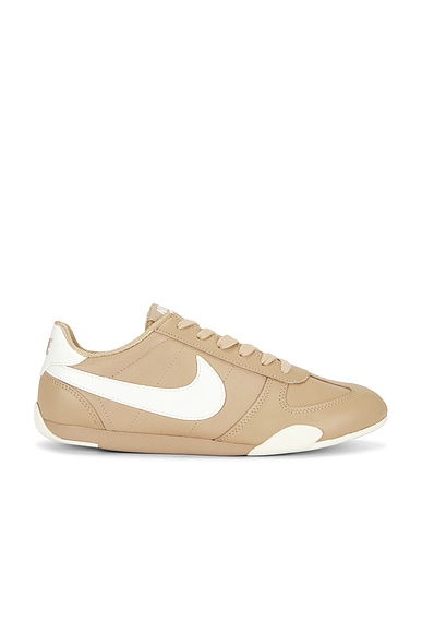 Nike Sprint Sister Sneaker in Linen & Sail