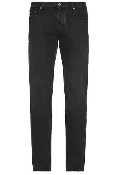 Tapered Jeans