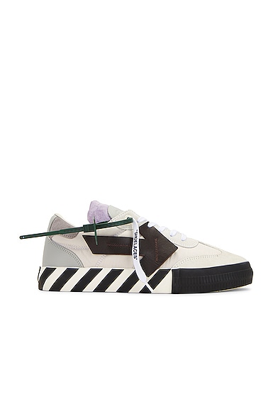 OFF-WHITE FLOATING ARROW LOW TOP SNEAKERS
