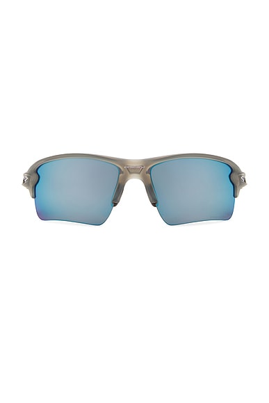Oakley Flak 2.0 XL Sunglasses in Matte Grey