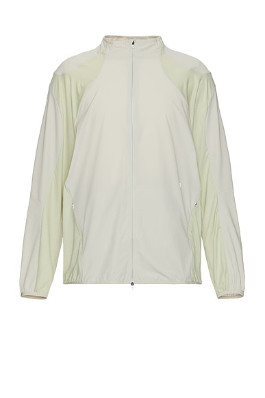 On x Post Archive Faction (PAF) Running Jacket in Moondust & Chalk