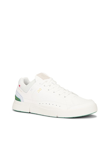 Shop On The Roger Centre Court Sneaker In White & Green