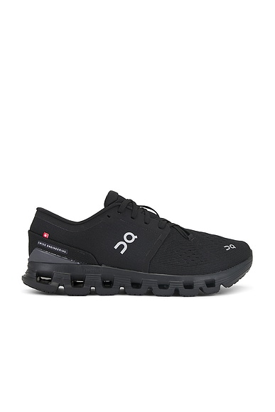 Cloud X 4 Sneaker