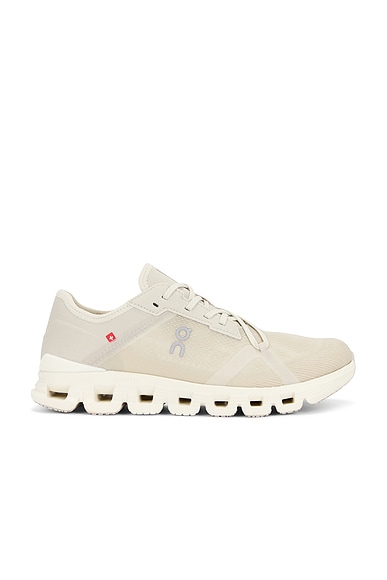 On Cloud X 4 Ad Sneaker in Pelican & Ghost