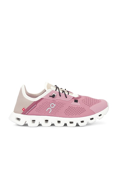 Cloud 5 Coast Sneaker in Pink
