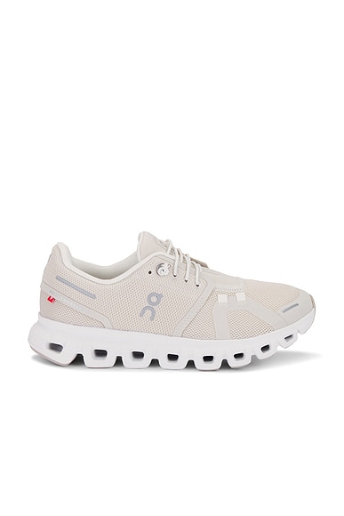 On CLOUD 6 スニーカー - Pearl & White | FWRD