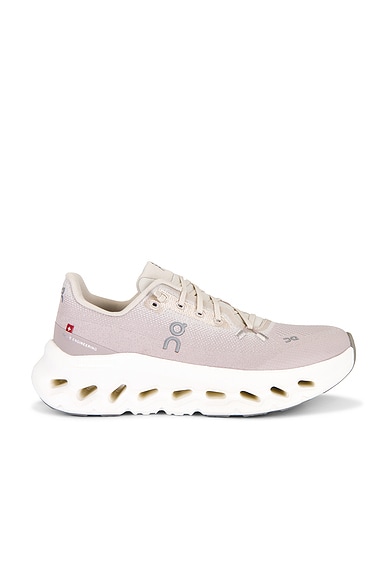 On Cloudtilt Sneaker in Pearl & Fade