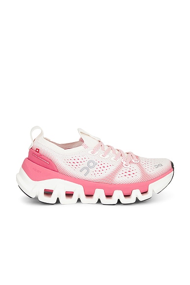 On Cloud X Tempo Sneaker in Ivory & Camellia