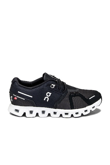 On Cloud 5 Sneakers in Black & White