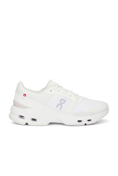 Cloudpulse Sneaker in White