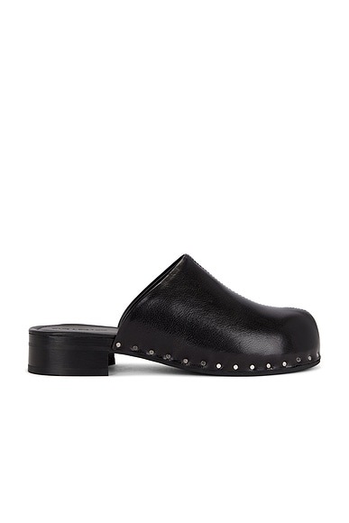 Naoto Clog