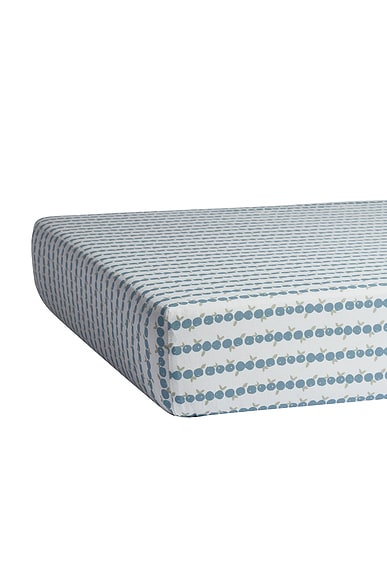 Parachute Percale Crib Sheet in Blueberries