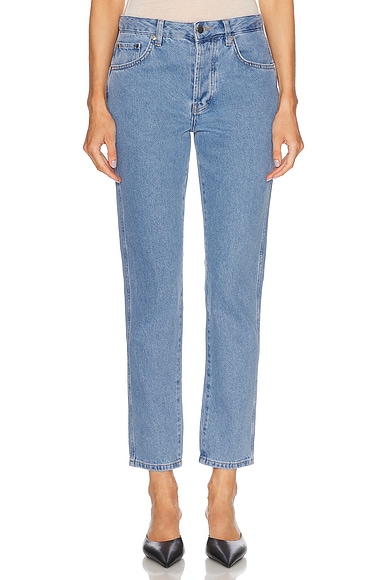 Slim Leg Jeans in Light Wash