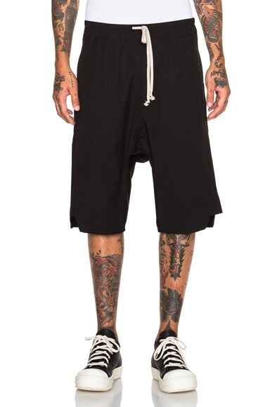 パンツ RICK OWENS BASKET SWINGER SHORTS SIZE 48 Rick Owens Basket Swinger Shorts in Black | FWRD