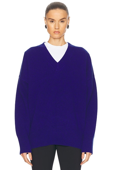 Rohe Compact Knitted V-Neck Jumper in Indigo