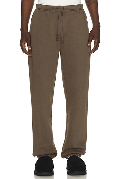 SKIMS Fleece Lounge Relaxed Jogger in Driftwood
