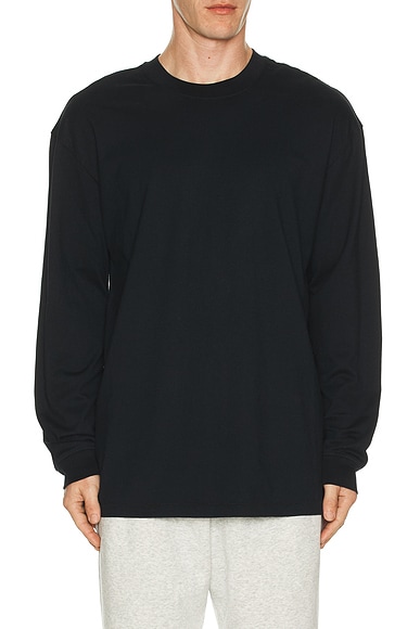 SKIMS Heavyweight Cotton Long Sleeve T-shirt in Obsidian