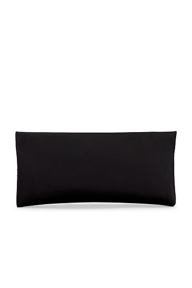 Saint Laurent Supple Pochette in Nero