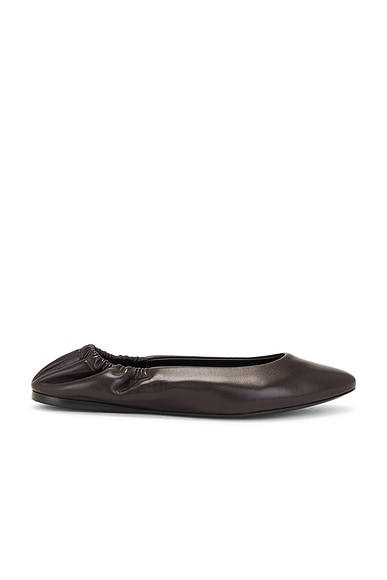 Fendi logo flats hot sale