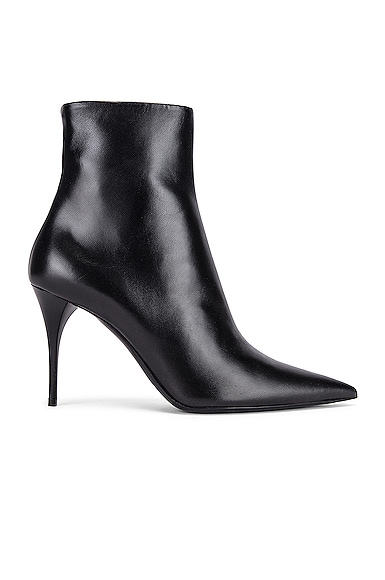 Click to view more detailed imagery on our partner's website Saint Laurent Lexi Zip Booties In Nero