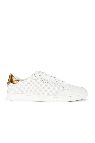 Andy Low Top Sneakers