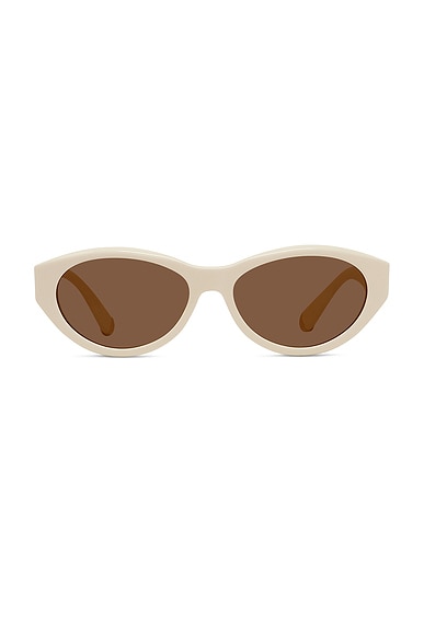Stella McCartneyMedallion Sunglasses in Ivory & Brown
