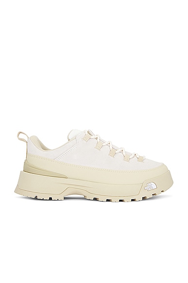 The North Face Glenclyffe Urban Low Sneaker In White Dune & Gravel