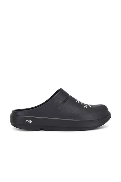 最新作 x Clog OOFOS 靴