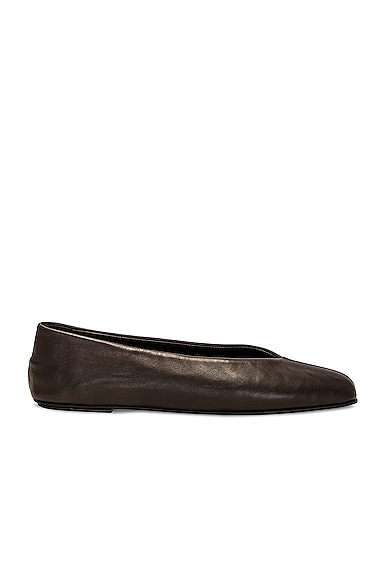 The Row Eva Two Leather Flats In Burgundy