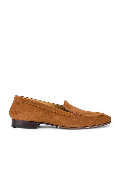 Shop The Row Sophie Loafer In Fawn