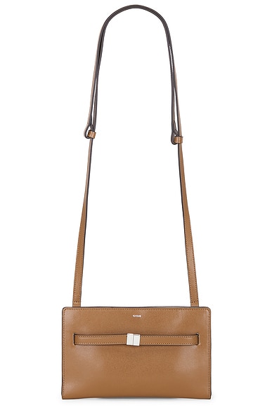 Toteme Belted Leather Crossbody Bag in Tiramisu