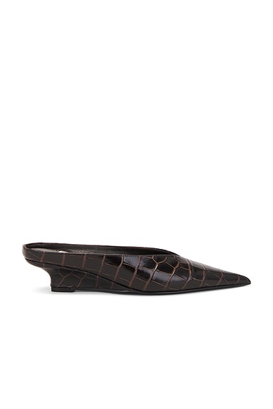Toteme Sharp Croco Embossed Wedge Mule in Dark Brown