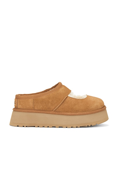 UGG Tazzlita Slipper in Chestnut | FWRD UGG Tazzlita Slipper in Chestnut | FWRD