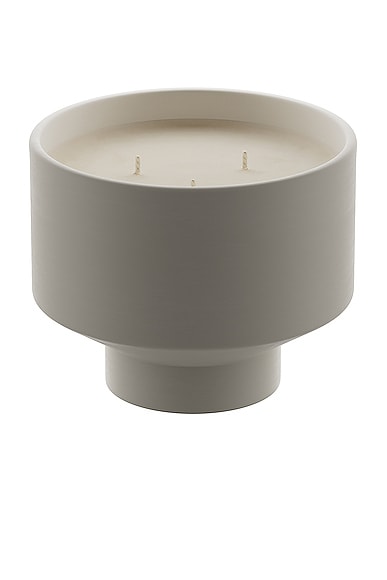 UNIFROM Winter Saga Scented Candle