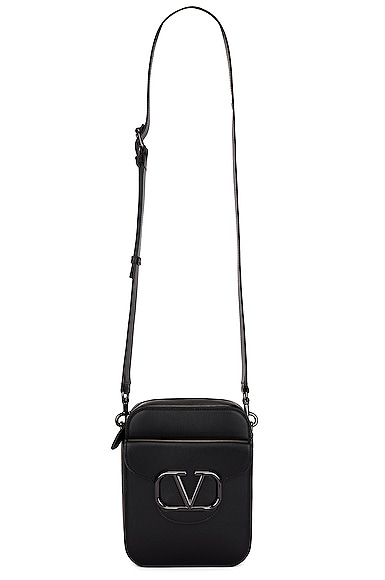 Crossbody hotsell bags valentino