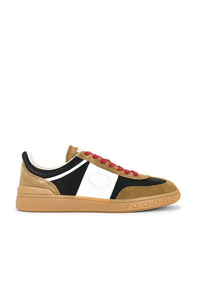 Valentino Garavani Upvillage Sneaker in Nero