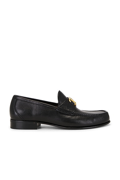 V Logo Signature Loafer
