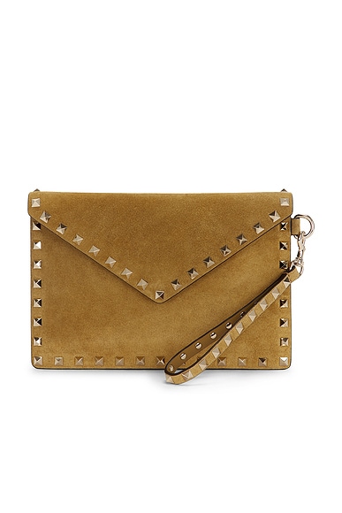 Valentino Garavani Rockstud Medium Flat Pouch in Havana Beige