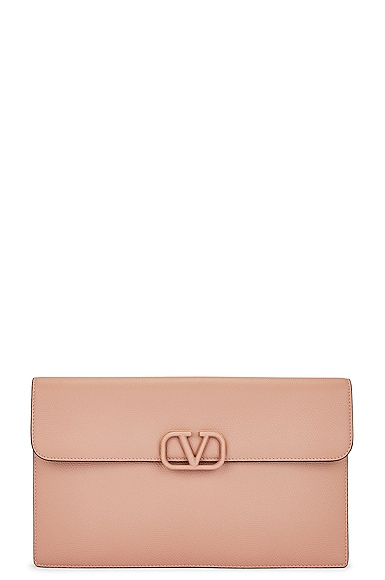 V Logo Signature Large Flat Pouch in Blush