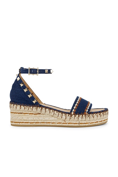 Valentino Garavani Rockstud Torchon Flatform Espadrilla Sandal in Denim