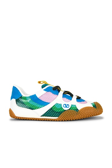 Valentino Garavani Amphibia Sneaker in Bianco & Bub Laguna
