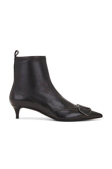 Valentino Garavani V Logo Signature Stretch Bootie in Nero