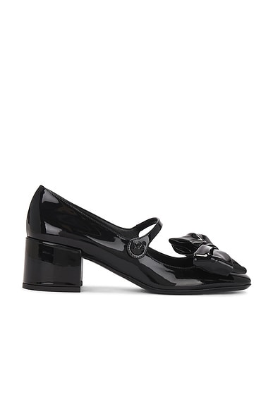 Valentino Garavani Patent Bow Jane 50 Mary Jane Pump in Nero