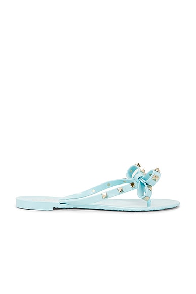 Valentino Garavani Rockstud Thong Sandal in Acquamarina