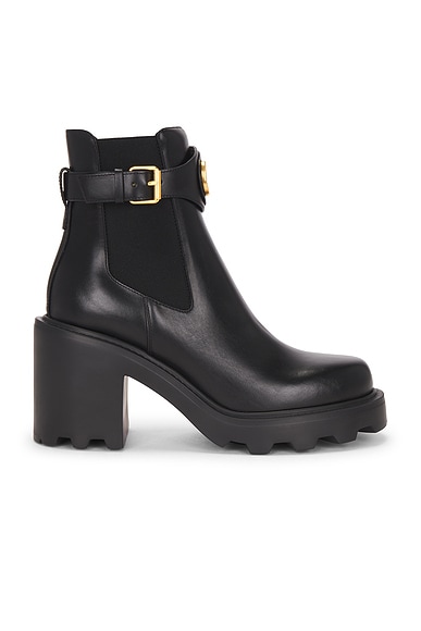V Logo Signature Beatle Boot