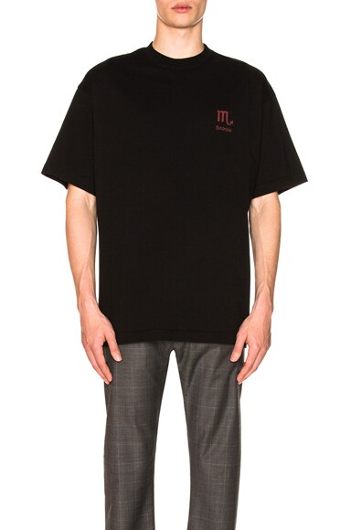 VETEMENTS Scorpio Horoscope Tee in 